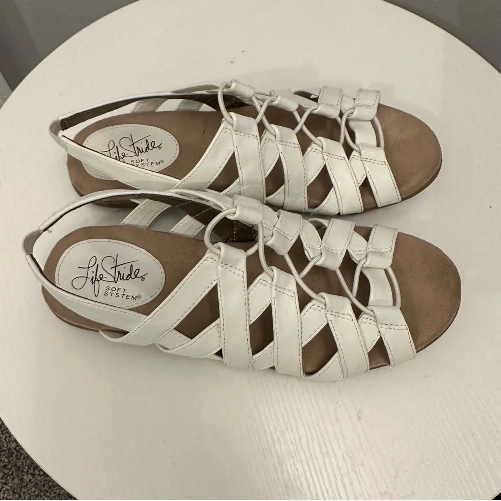 LifeStride Soft System Behave Sandals. Women’s 6.5. - Picture 6 of 7